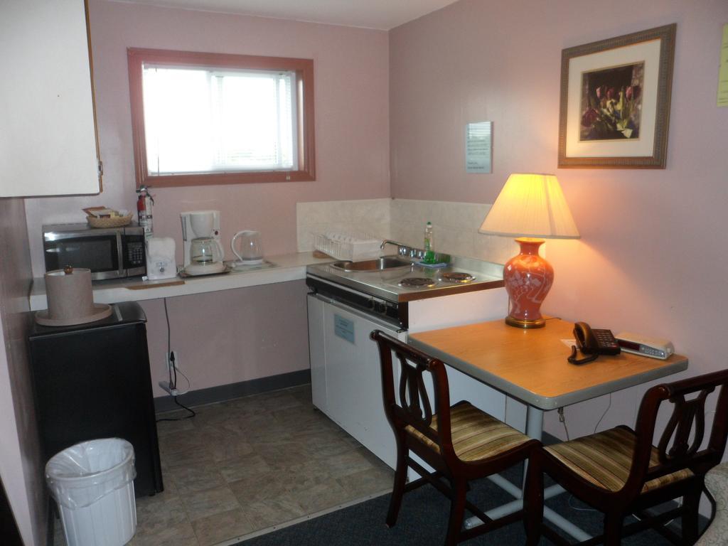 جودريتش The Silver Birch Motel الغرفة الصورة