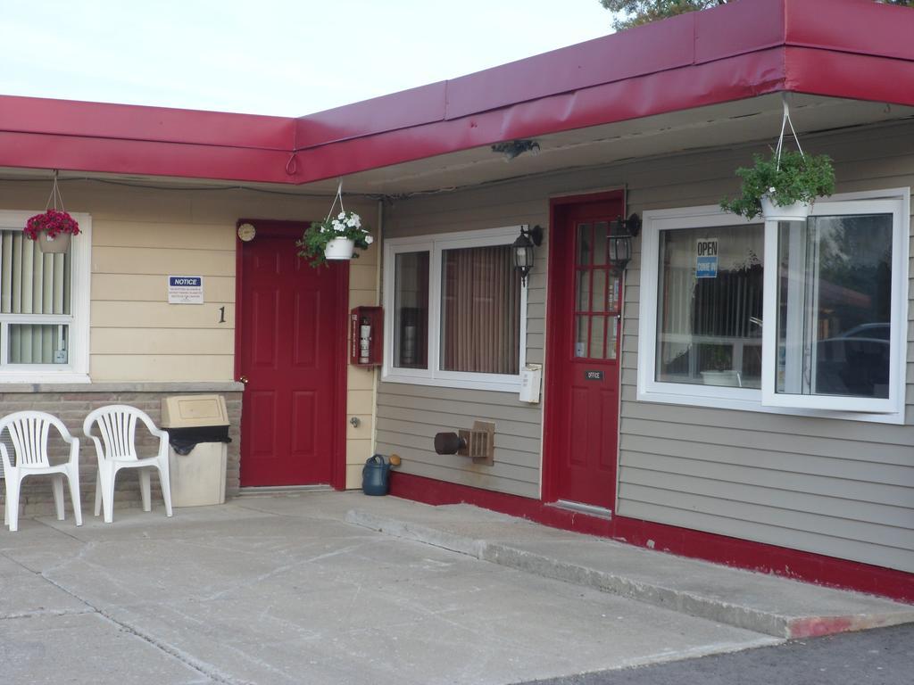 جودريتش The Silver Birch Motel المظهر الخارجي الصورة